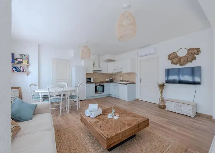 아파트 The Boheme Chic - 200 Meter From The Beach- *